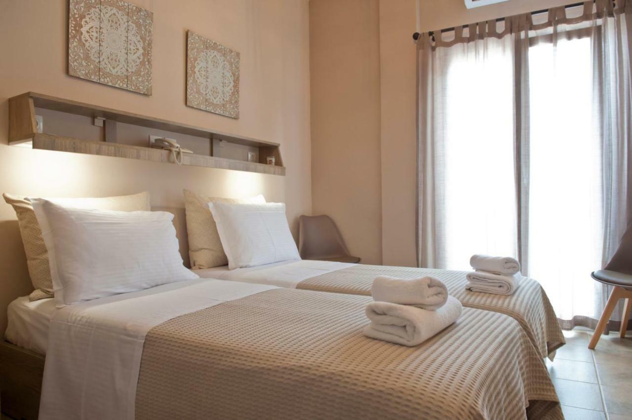 Liprando Hotel Науса Екстериор снимка